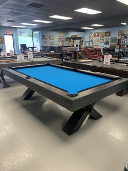 Beautiful Pool Table Brand New!! Plank & Hide Vox Steel!!