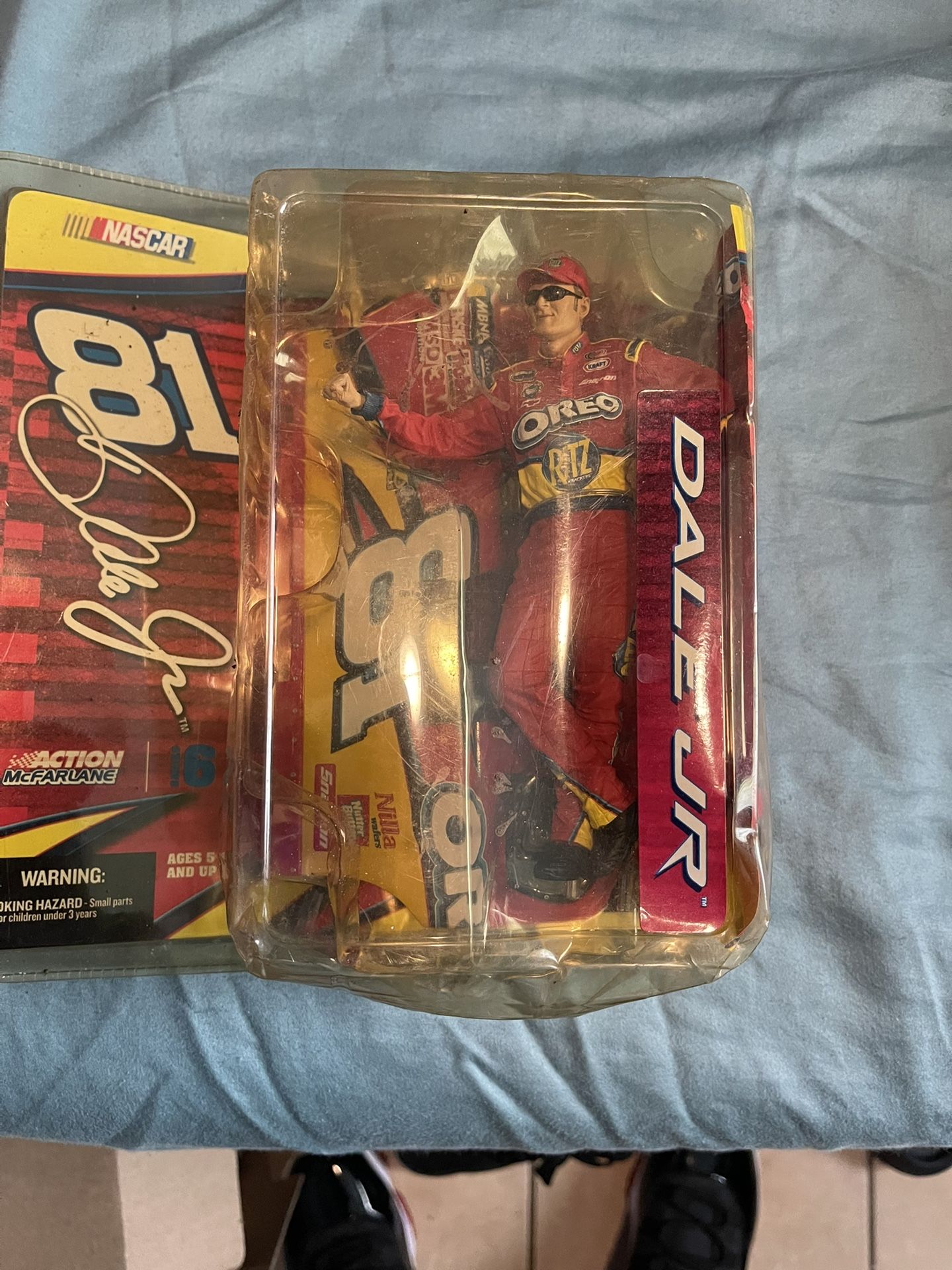 Oh collectible, football cards, baseball cards, and toys collectible