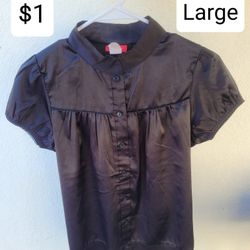 Black blouse. Short Sleeve. Shiny Soft top. Blusa negra