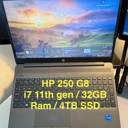 HP 250 G8 i7 11th Gen / 32GB Ram / 4TB SSD