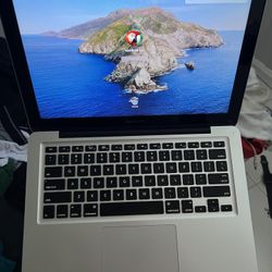 2012 MacBook Pro 13-inch 256GB SSD 8GB RAM 382 Battery Cycles