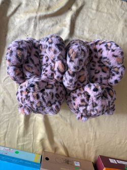 Bear slippers