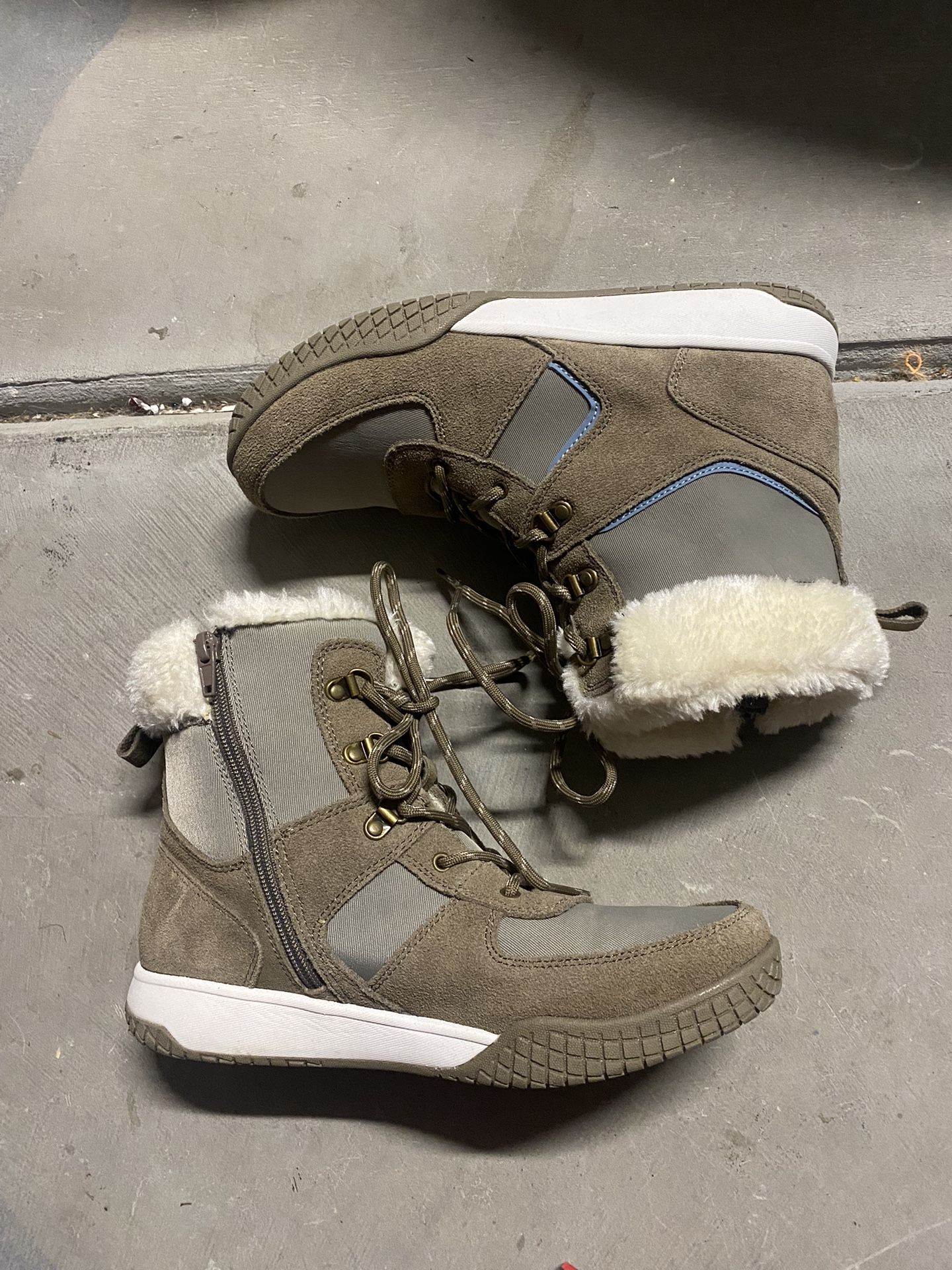 Winter Fur Boots 🥾