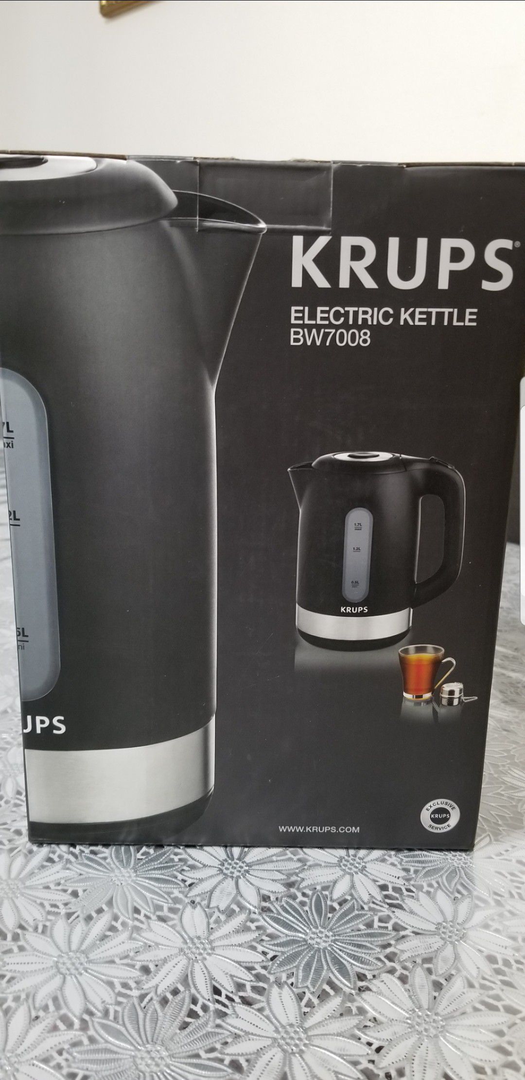 KRUPS electric kettle bw 7008 almost new very good condition used for Sale  in Hollywood, FL - OfferUp