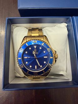Montres Prestige  x invicta men’s Quartz Diver 42mm Blue Dial Gold Bracelet 30m