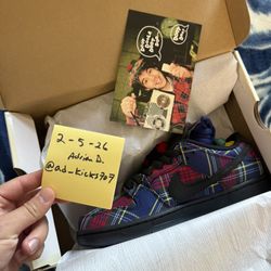 Nardwuar SB dunks 