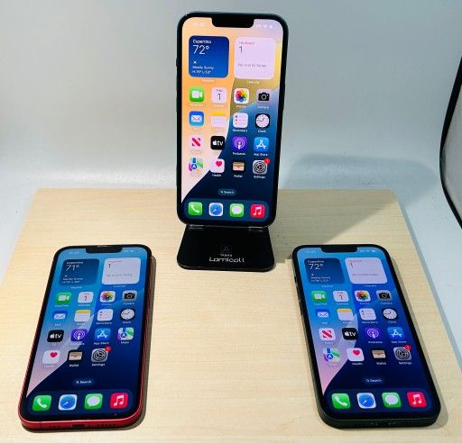 Apple iPhone 13 128GB UNLOCKED Fully Functional $350 each
