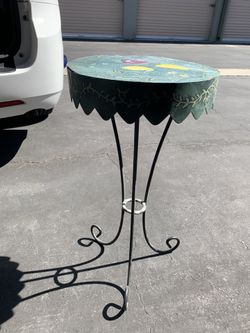 Metal Stand for sale