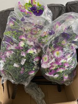 Artificial petunia flowers