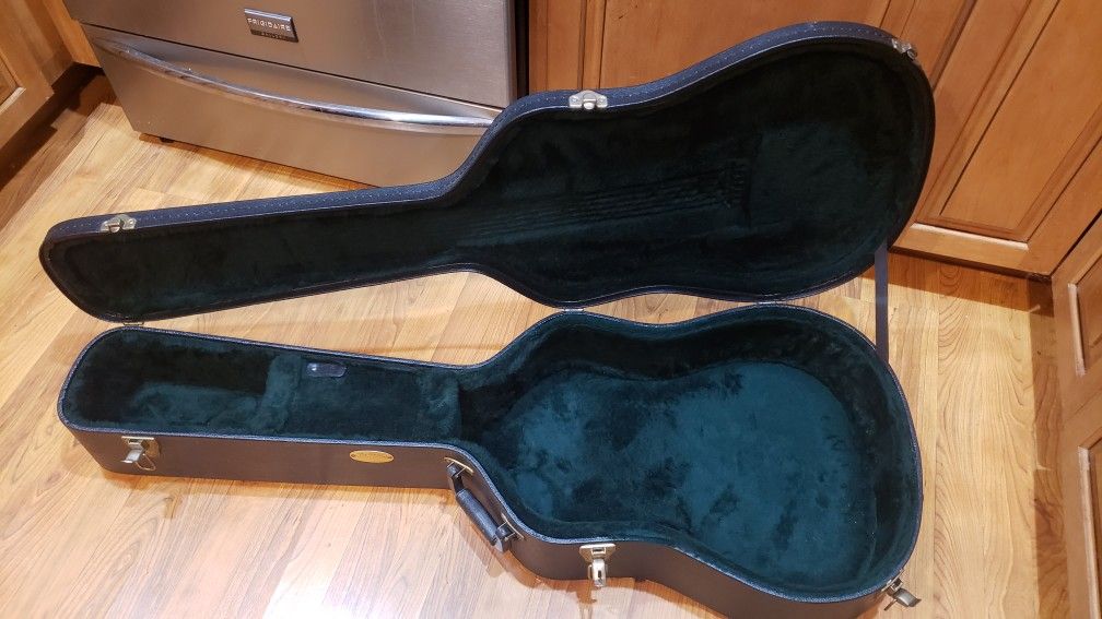 Martin And Company Est. 1833 Hard Case And Guitar