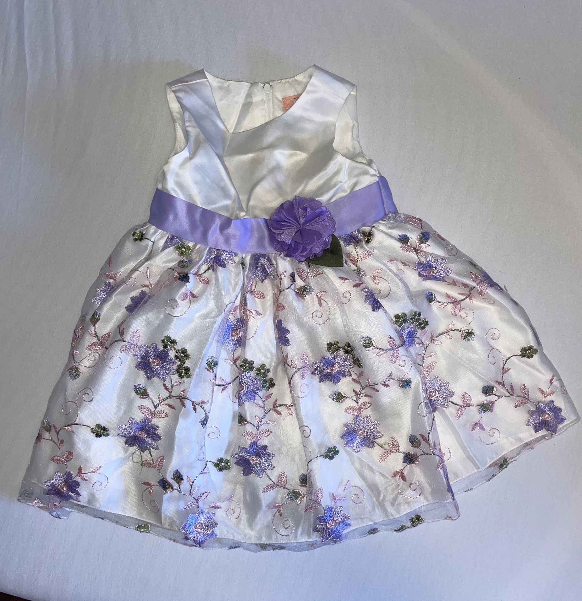 Girl Dress. Size 24 Months 