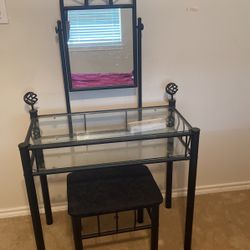 Vanity Set