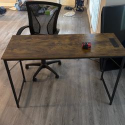 Desk With Office Chair 