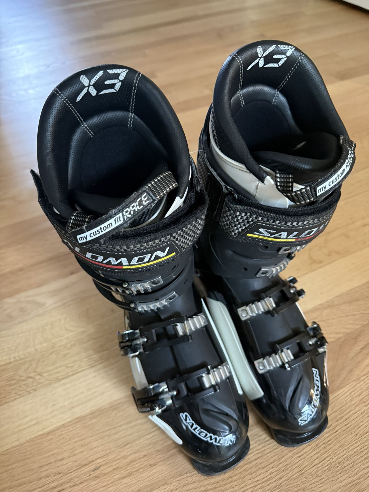 Size 27 Salomon Ski Boots Race