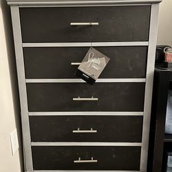 5 Drawer Dresser 