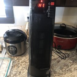 Lasko Heaters With Remote !! Brand New ! 