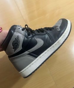 Nike Jordan 1 Shadows (2018) Size 9. Used