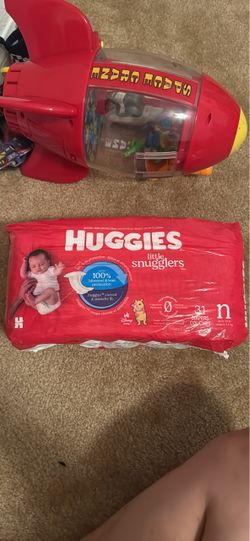 Huggies Little Snugglers Newborn Diapers 31 Count