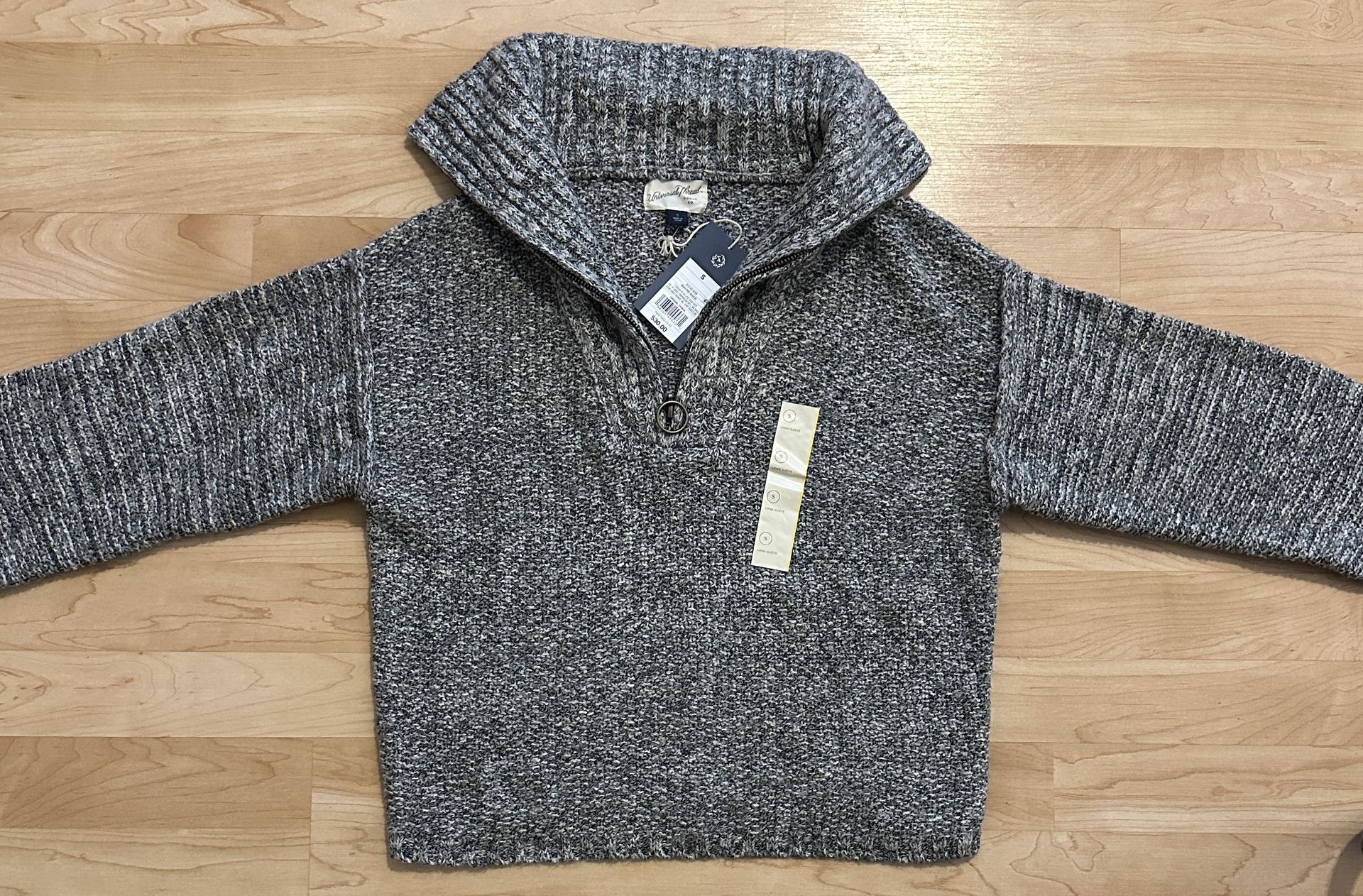 Universal Thread - New With Tags -Gray Quarter Zip Up Sweater - Size Small