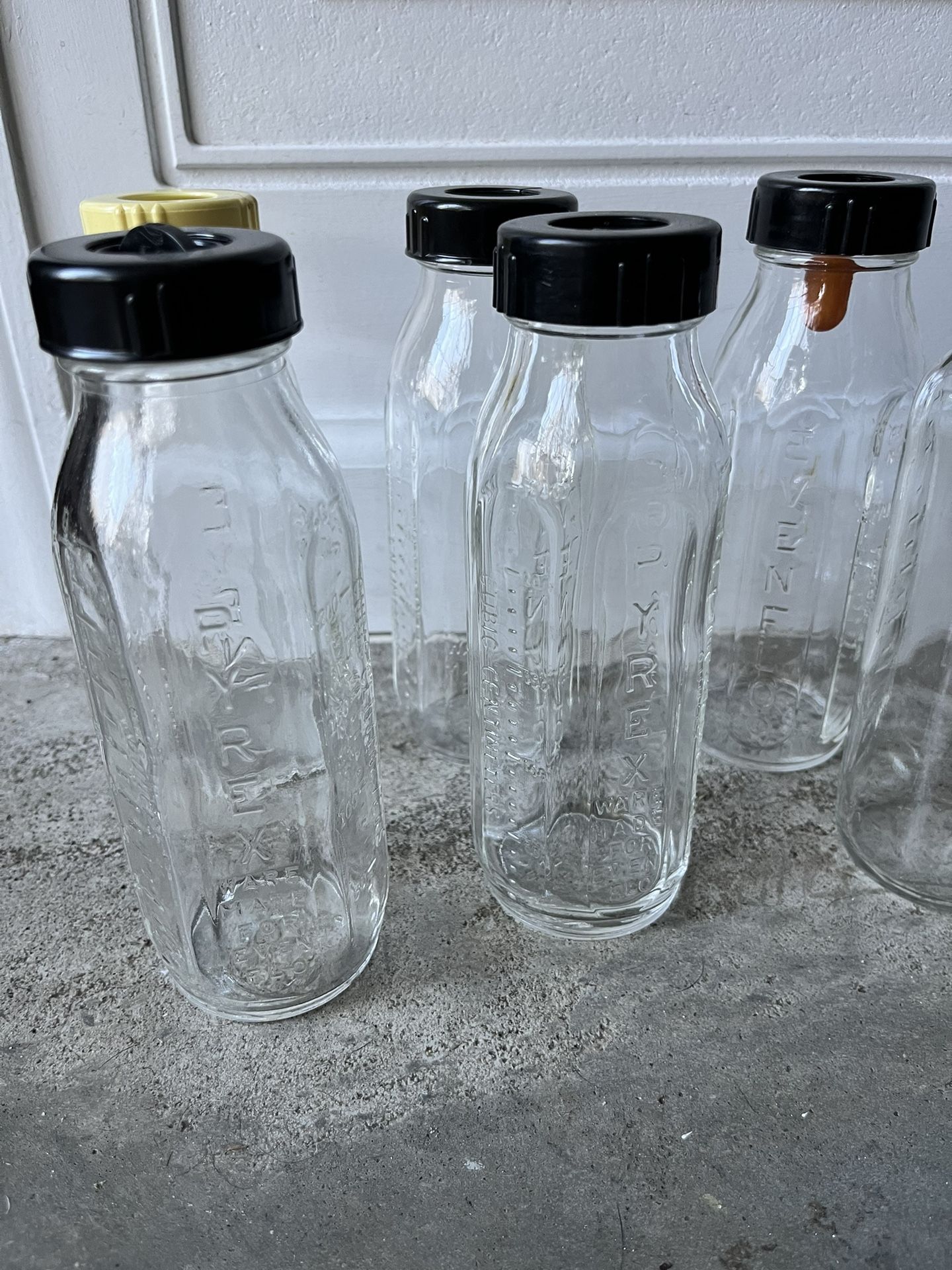 6 Vintage Glass Baby Bottles 8 Oz Excellent Condition Pyrex Evenflo