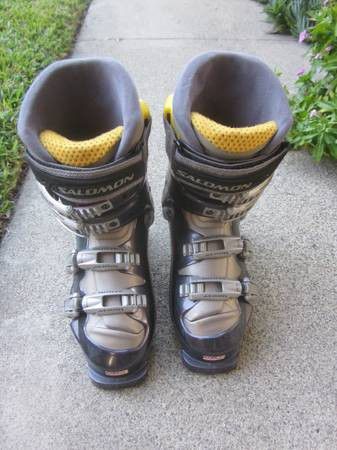 SALOMON Evolution ski boots, MONDO size 23.5 Women's 6 MINT COND