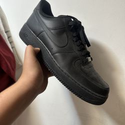 Lightly Used Air Force 1 Black 