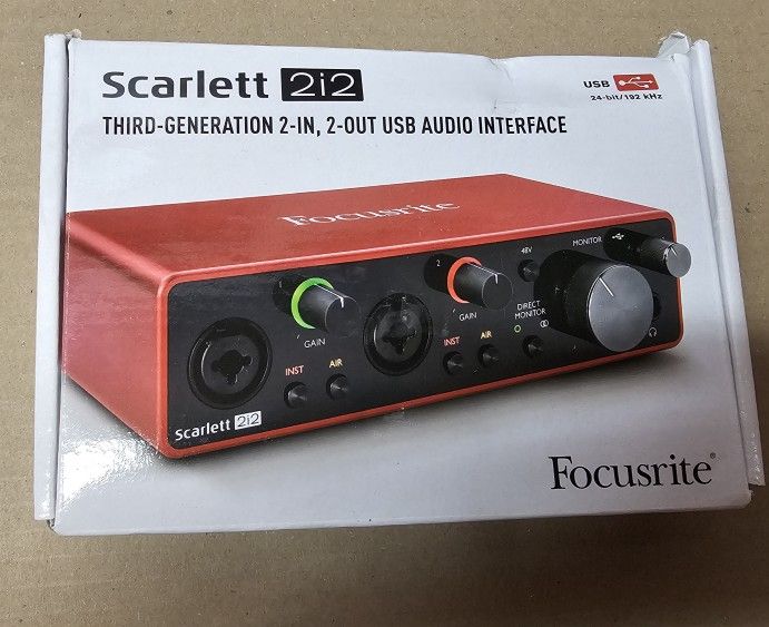LIKE NEW: Focusrite Scarlett 2i2 USB-C Audio Interface 3rd Generation