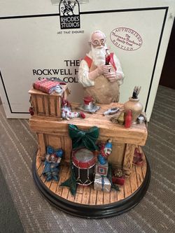 Heirloom Santa Collection