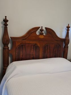 Free  Queen size  bed