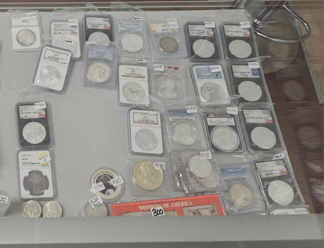 Selling 1 ounce vintage  rounds $52 each or $510 for 10.