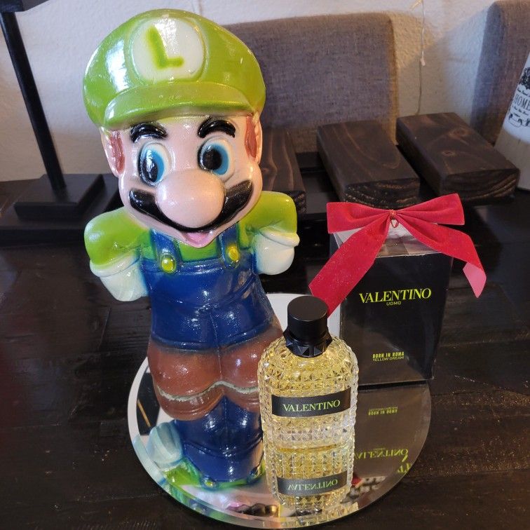 Valentino Umo Born In Roma Yellow Dream