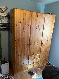 Please Read Everything! Solid wood wardrobe from Germany
