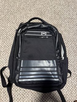 Travis Mathew Backpack - Laptop Compartment