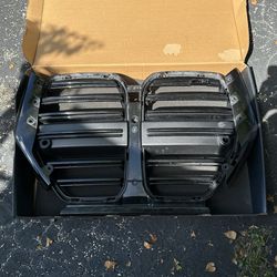 BMW M3 G80 Original Front Grill