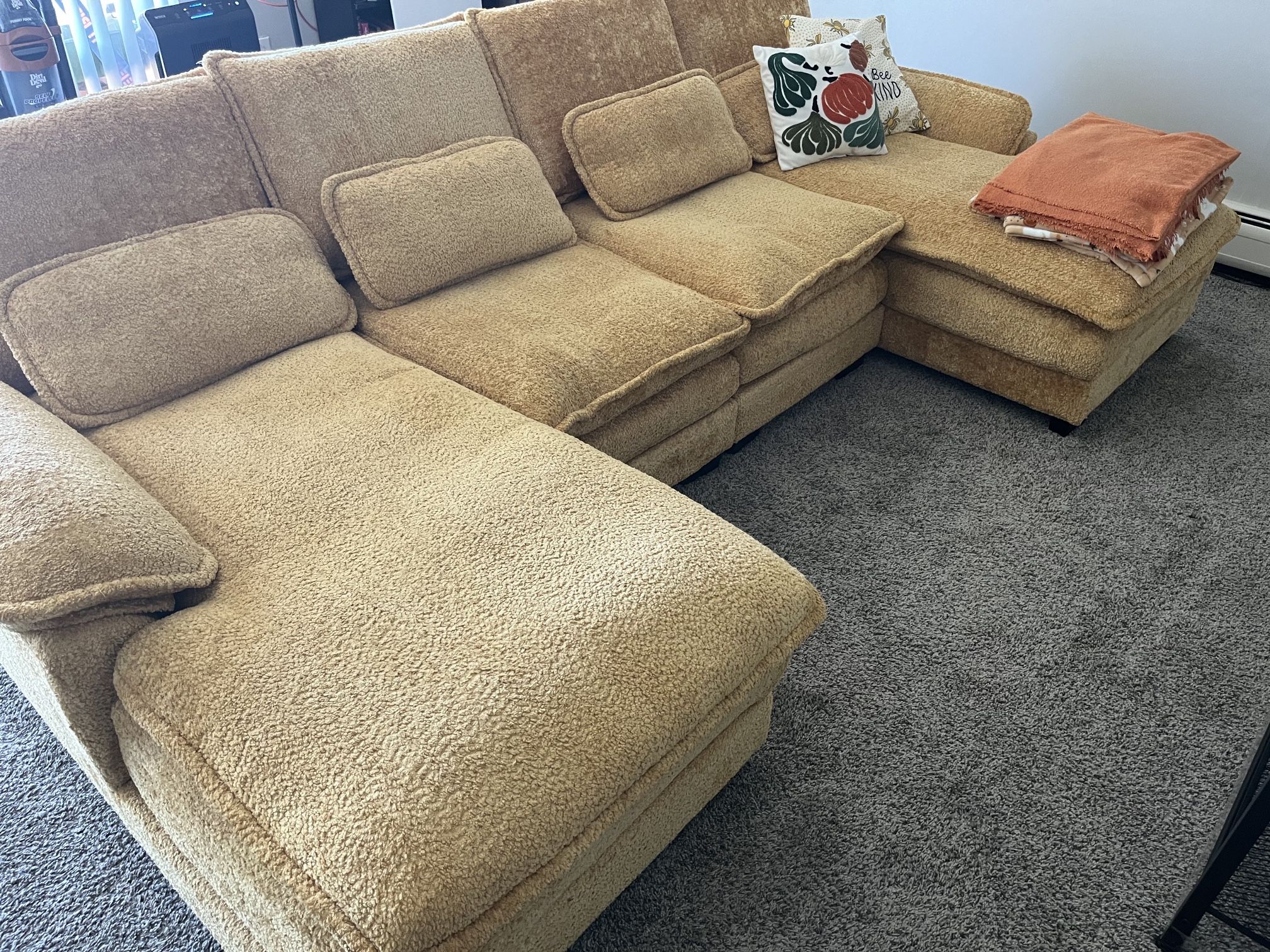 Cozy Modern Sofa 