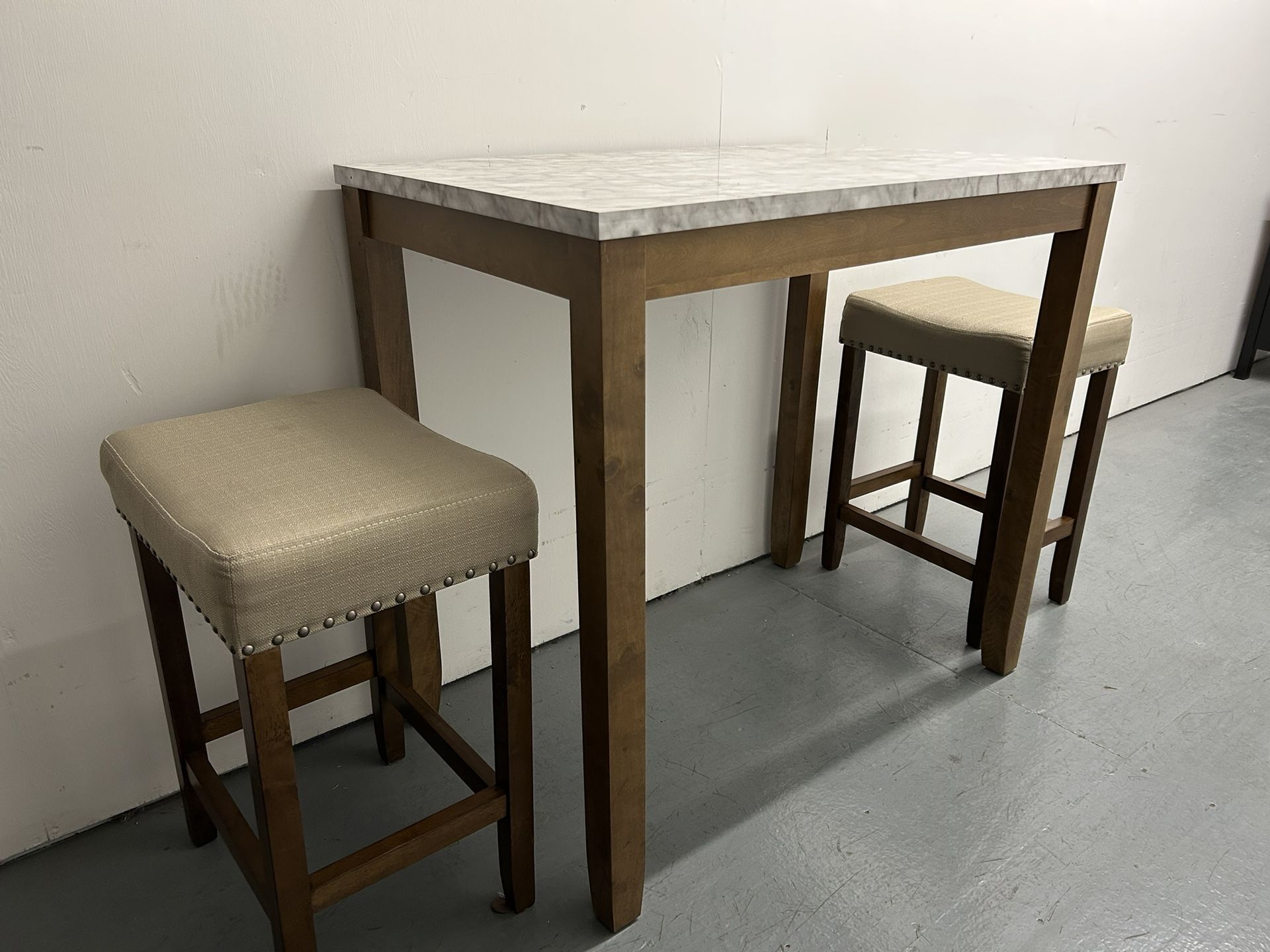 Table with 2 Stools