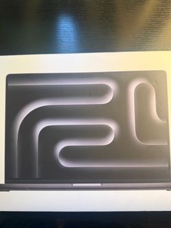 Macbook 16 inch . M5 open box like new. Ram 46 / 1 tb ssd. Texture Nano