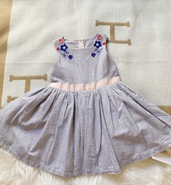 Three Girl dress 2T-3T. Include shipping fee