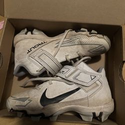 Baseball ⚾️ cleats