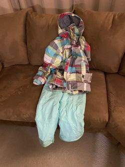 Girls 686 Snowboarding Or Skiing Jacket And Burton Pants.