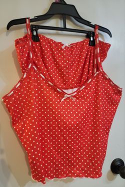 Women’s red and white polka dot camisole top and Shorts Pajama Set Size 2XL