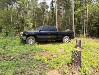 Black 2004 Chevrolet Silverado LT Part Out