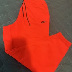 Nike Tech Fleece Joggers 2XL Men’s Red Black Worn Once
