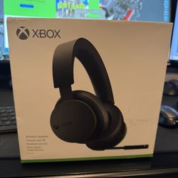 Official Xbox Wireless Gaming Headset 