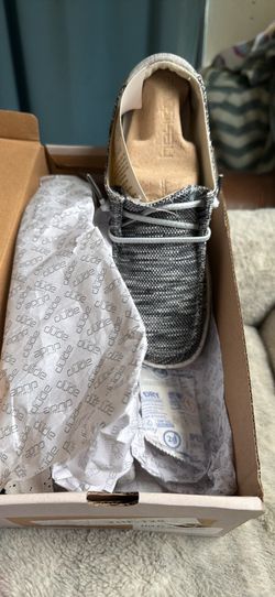 Hey Dudes Wally shoe size 7
