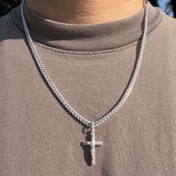 Silver Cuban Link Chain With Jesus Pendant 