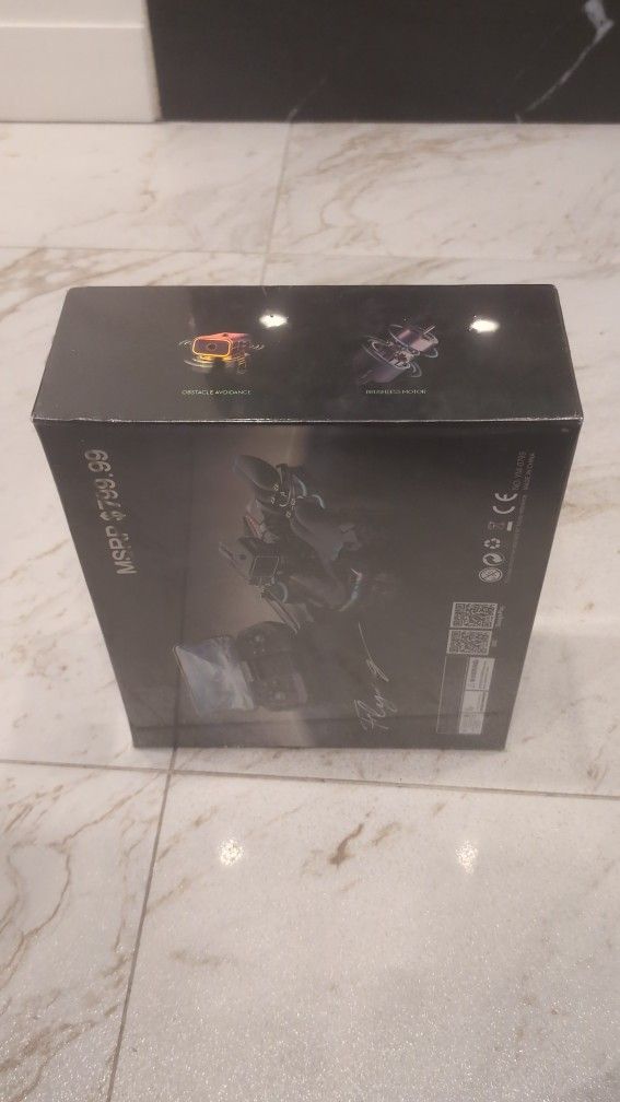 Yomi UAV MAX Fly-g YM-0799 Drone - New in Box!