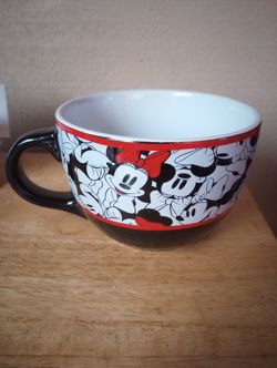 Large Minnie Mouse Cup