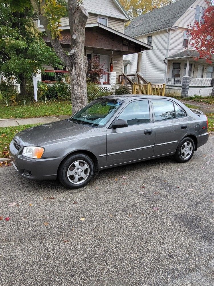 2002 Hyundai Accent