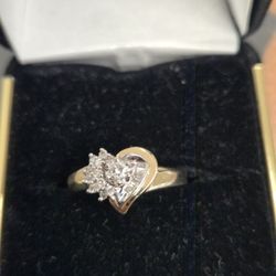 14kt  Diamond Heart Ring 